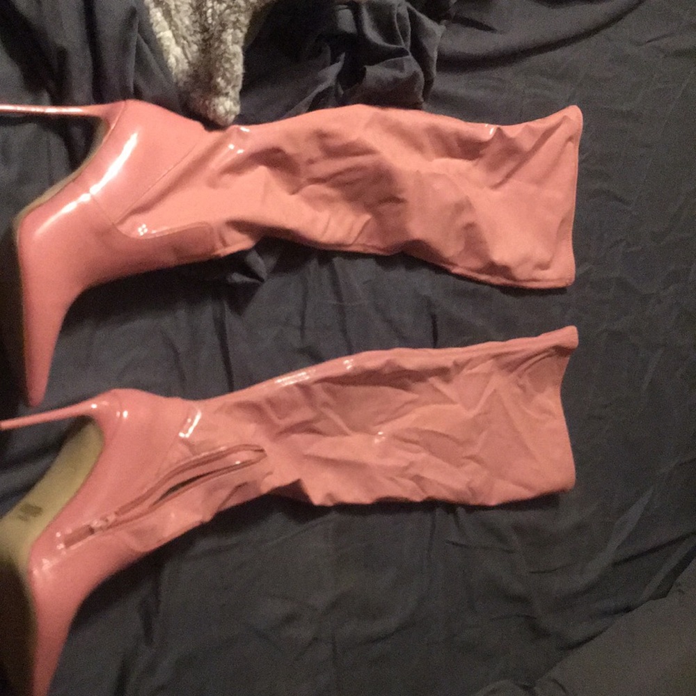 Patent pink Steve Madden  boots